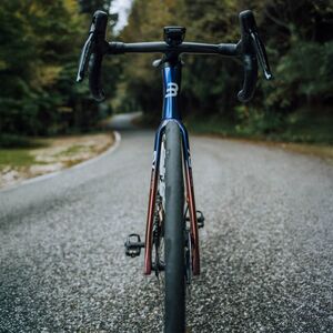 Basso Bikes SV Ultegra Di2/Cosmic S Bike Viola click to zoom image