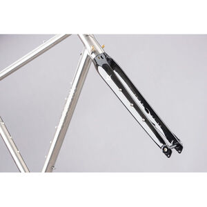 "Genesis" Croix De Fer Ti Frameset click to zoom image